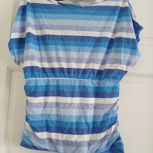 New Teen Girl color block top - Picture 2 of 3